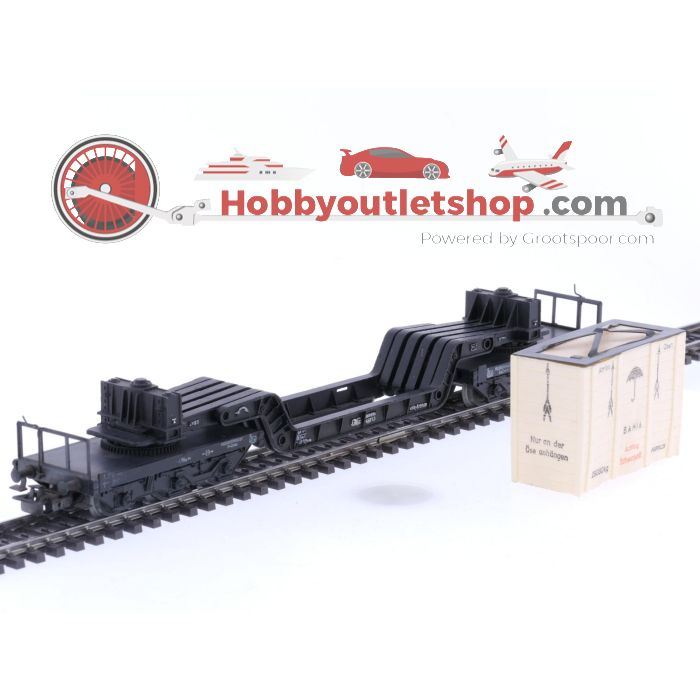 Schaal H0 Märklin 4516 & 4618 set van 2 zwarewagens van de DB #5794