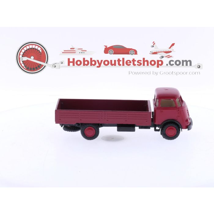 Schaal 1:50 Lion Car Nr.21 DAF vrachtauto met open laadbak. #6040