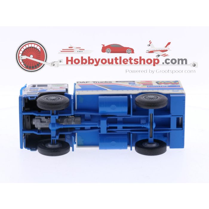 Schaal 1:50 Portegies truck models DAF Turbotwin II Parijs-Dakar 1988.Jan de Rooy 600,608,609 . Set van 4 modellen, met fotos en stickers #6051 - sku: 20240809111656 - Gebruikt - Zo goed als nieuw - Afbeelding 27