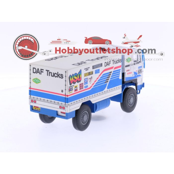 Schaal 1:50 Portegies truck models DAF Turbotwin II Parijs-Dakar 1988.Jan de Rooy 600,608,609 . Set van 4 modellen, met fotos en stickers #6051 - sku: 20240809111656 - Gebruikt - Zo goed als nieuw - Afbeelding 32