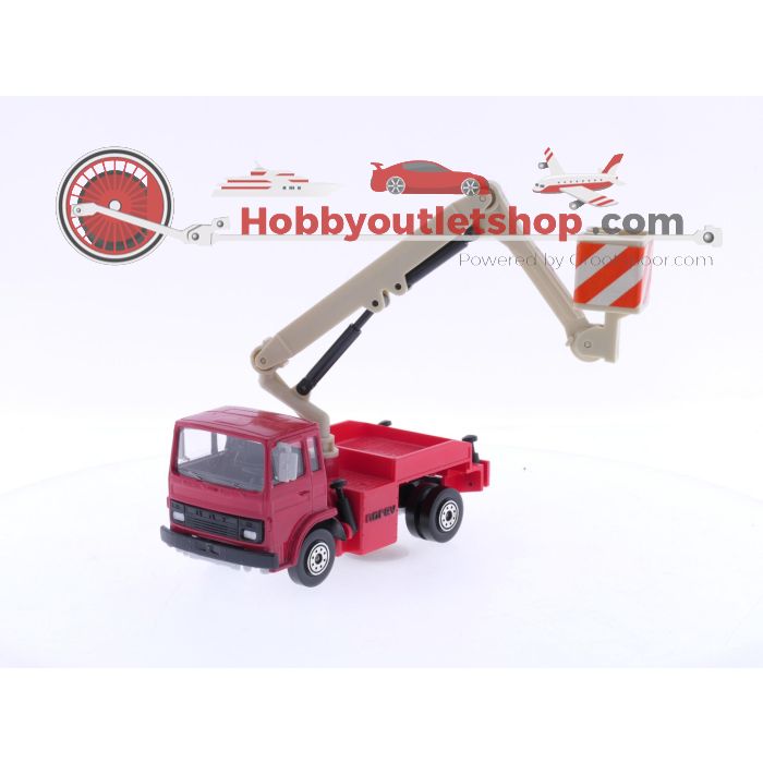 Schaal 1:43 Norev Saviem SM 5 C, hoogwerker. #6071