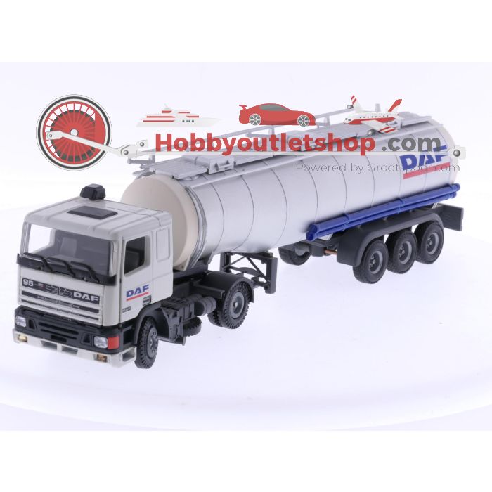  Schaal 1:50 Tekno MUS1346 DAF 95 spacecab met tankoplegger. #6084