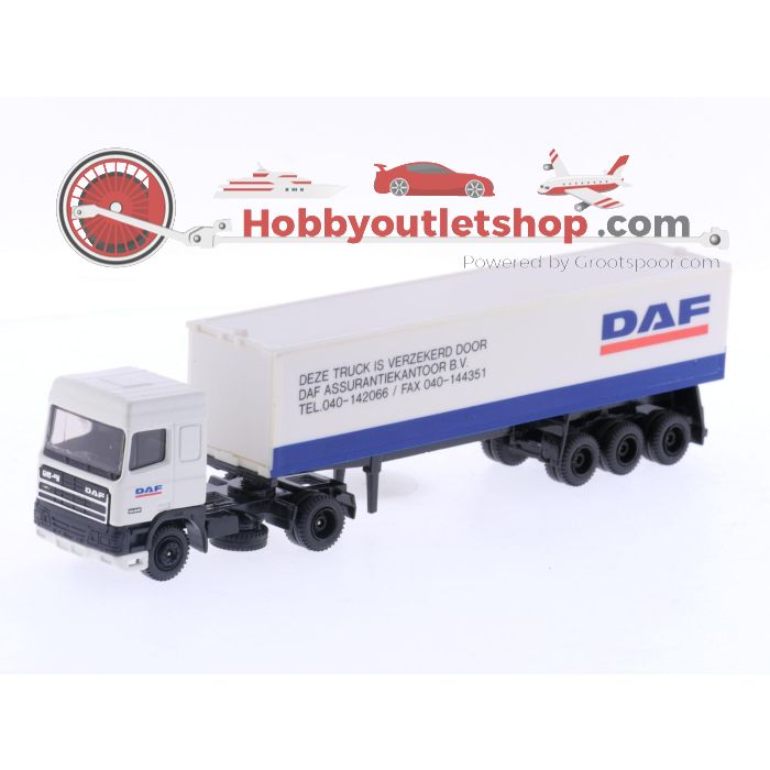  Schaal 1:87 EFSI TOYS 3 DAF Modellen. 2*DAF 3300 1* DAF 95 #6088