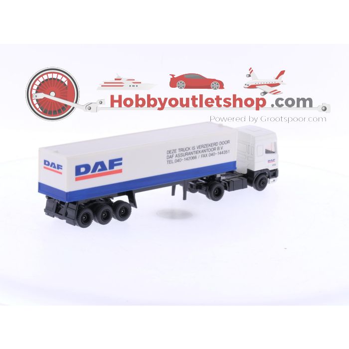  Schaal 1:87 EFSI TOYS 3 DAF Modellen. 2*DAF 3300 1* DAF 95 #6088