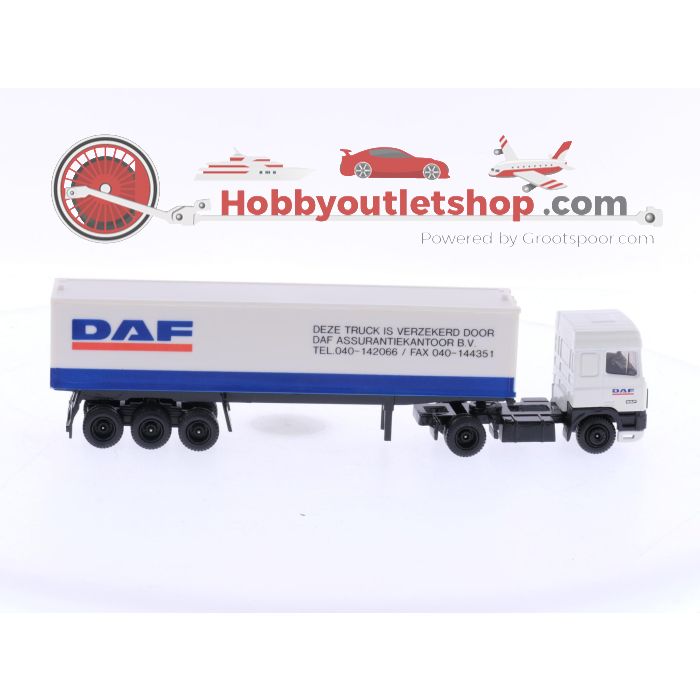  Schaal 1:87 EFSI TOYS 3 DAF Modellen. 2*DAF 3300 1* DAF 95 #6088
