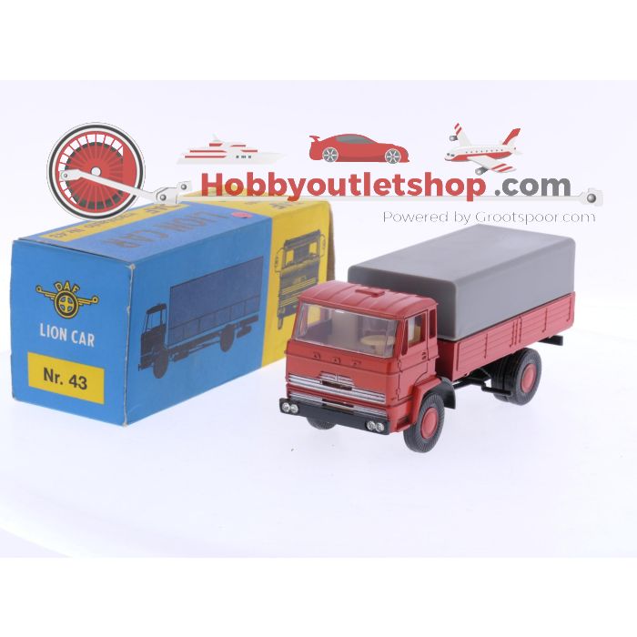 Schaal 1:50 Lion Car Nr.43 Daf Vrachtauto met kantelcabine en geloten laadbak. #6099