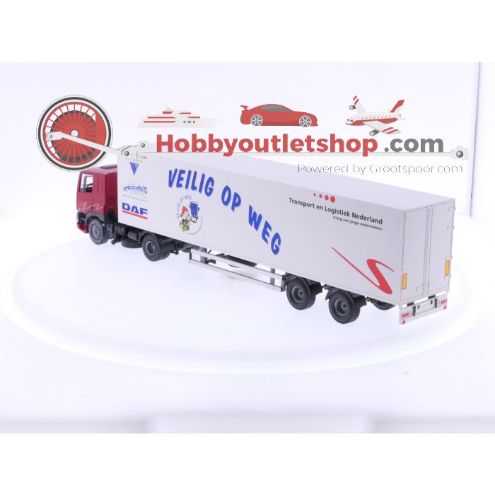 Schaal 1:50 Tekno MUS291 DAF veilig op weg 2000 DAF 85CF gesloten oplegger. #6118