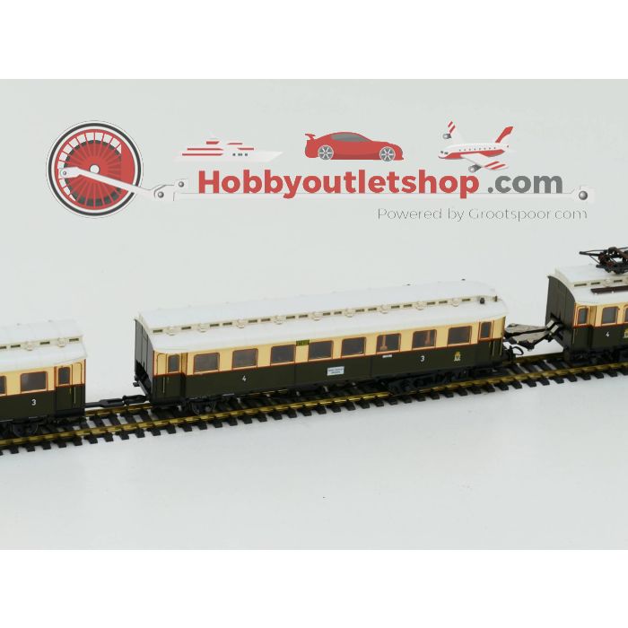 Schaal H0 Trix 22491 3 delige elektrische treinstel ET 831/831a/832 KPEV #2512