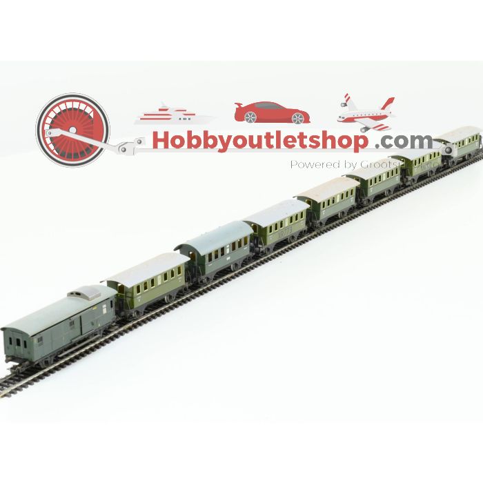 Schaal H0 Märklin 4000 4003 4040 DR Rijtuigen          set met bagagewagen en sluitwagon #1333