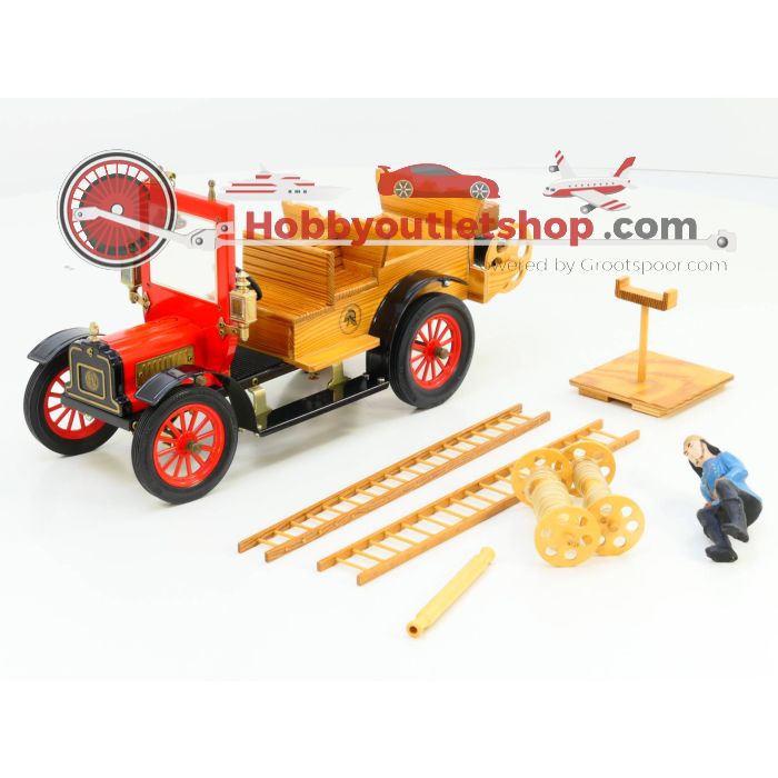 Schaal 1:12 CG Benz Fire Truck #182