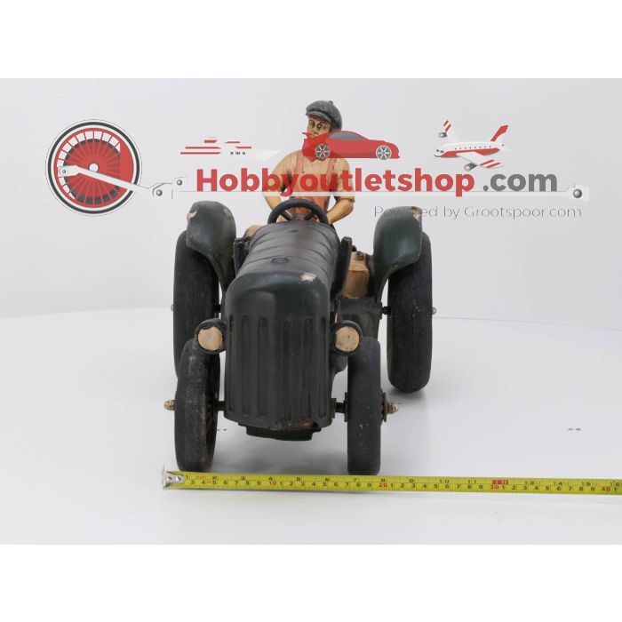 Vintage Boer op tractor #3854