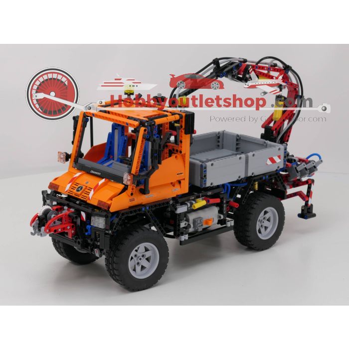 Lego Technick 8110 Mercedes-Benz Unimog U 400 inclusief 5 boekjes #4574