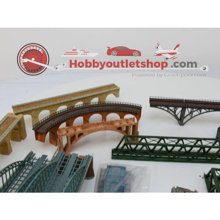 Schaal N Assortiment Bruggen - Stortinstallatie - Tunnelportalen #2780 - sku: 20230202093032 - Gebruikt - Afbeelding 5