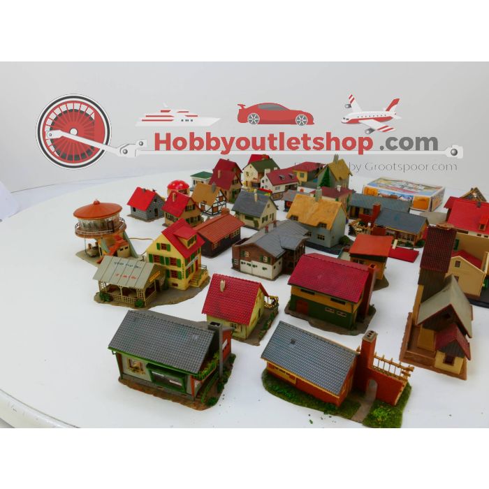 Schaal H0 Assortiment kleine huizen #2785 - sku: 20230202120243 - Gebruikt - Matige staat - Afbeelding 7