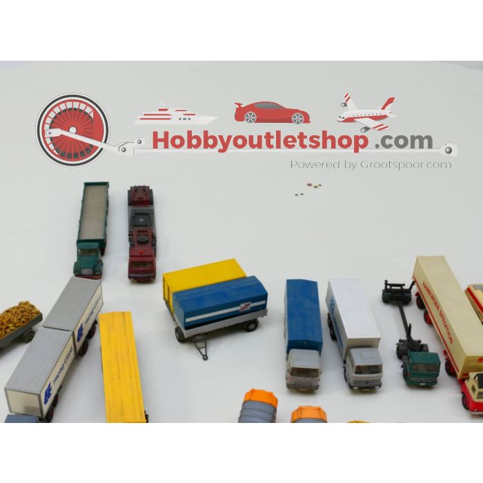 Schaal H0 Set 22 stuks  Wiking divers #3023