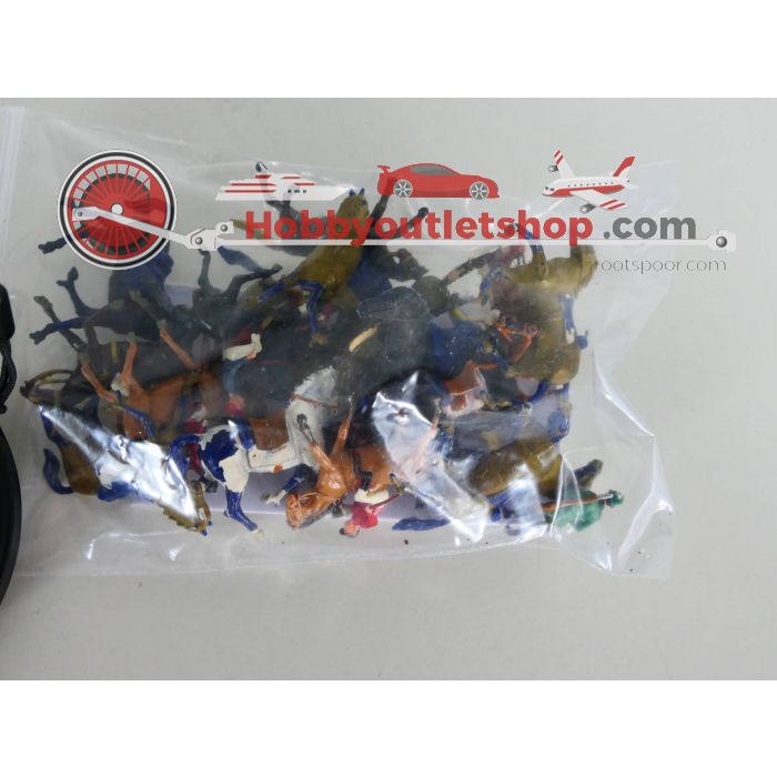 Schaal H0 Set diverse Figuren #3042 - sku: 20230221105407 - Gebruikt - Matige staat - Afbeelding 2