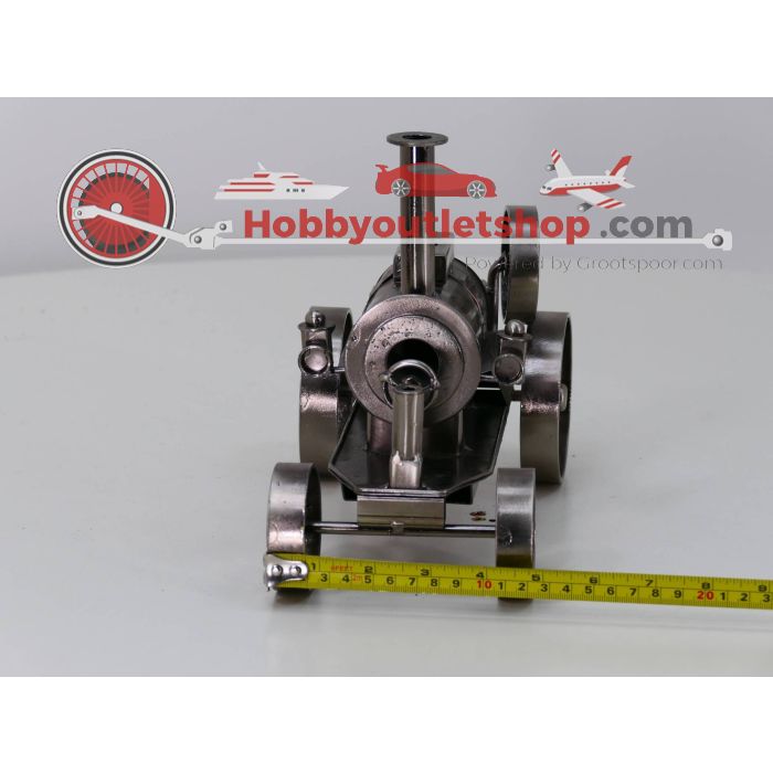 Metalen stoomwals met veel details. Lengte 26 cm. breedte 12 cm. en hoogte 23 cm #3708