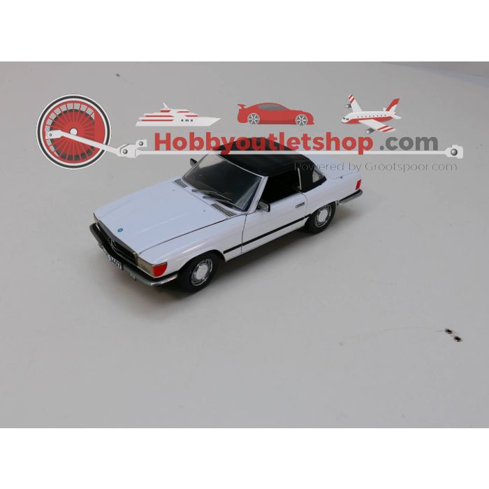 Schaal 1:18 Chrono Mercedes-Benz 350 SL #3147