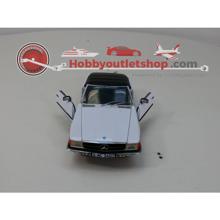 Schaal 1:18 Chrono Mercedes-Benz 350 SL #3147