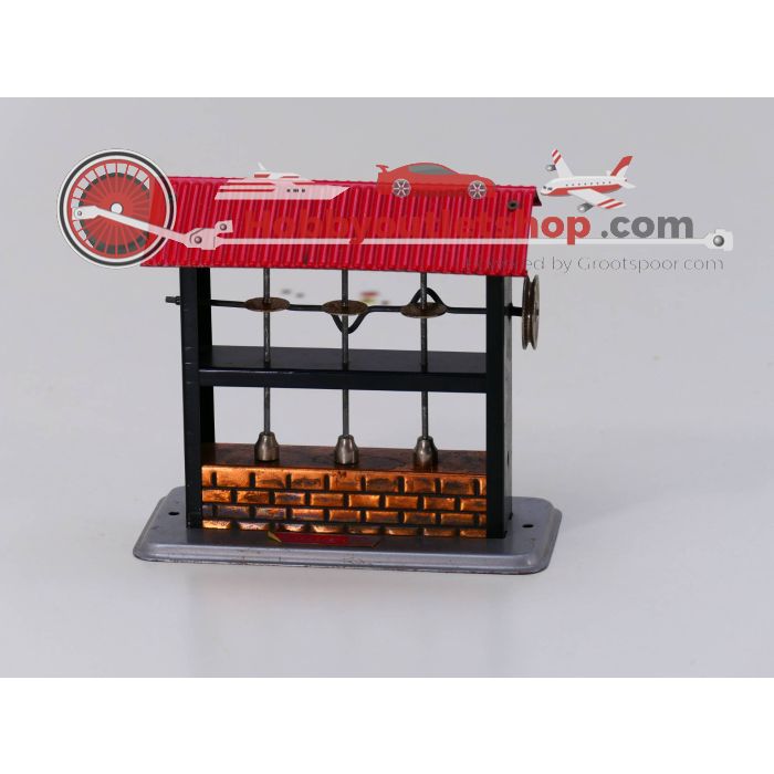 Wilesco M16 Grofsmederij met 3 achter elkaar werkende valhamers. Lengte 13 cm. breedte 6 cm en hoogte 13 cm #3717
