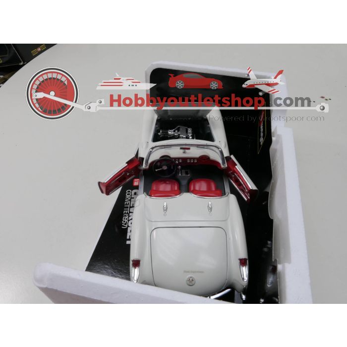 Schaal 1:18 Bburago 3034 Chevrolet Corvette 1957 #3167 - sku: 20230413100341 - Gebruikt - Zeer goede staat - Afbeelding 1