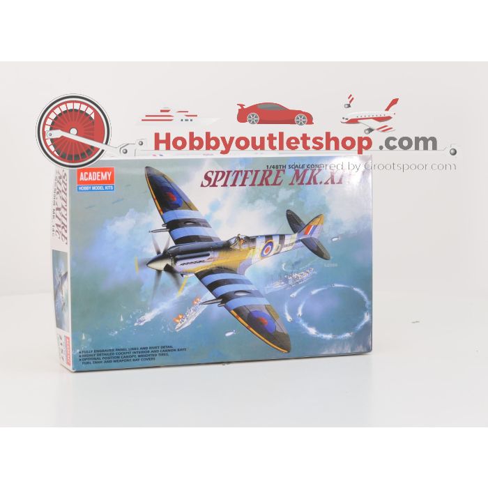 Schaal 1:48 2 bouwpakketten Spitfire MK.XIX vs Messerschmitt BF109 G6 #4166