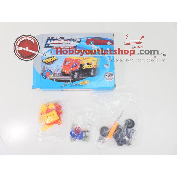 9 Metaal constructie sets, diverse voertuigen.  #6139