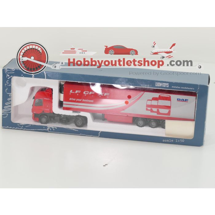 Schaal 1:50 Lion Car DAF CF Space Cab 2 as Trekker met 3 as Gesloten oplegger. #6095