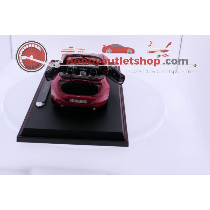 Schaal 1:18 MAISTO 36896 BMW Z8 RED #2472