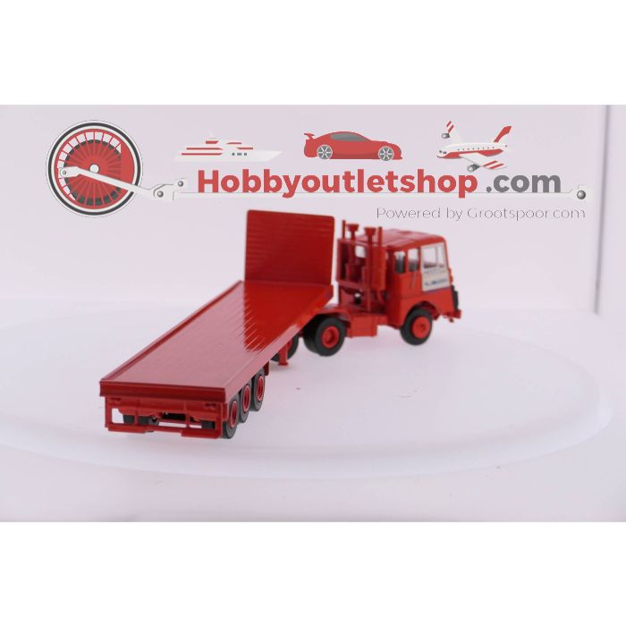 SCHAAL 1:50 FTF VRACHTWAGEN MET FLATBED + KRATTEN #2712