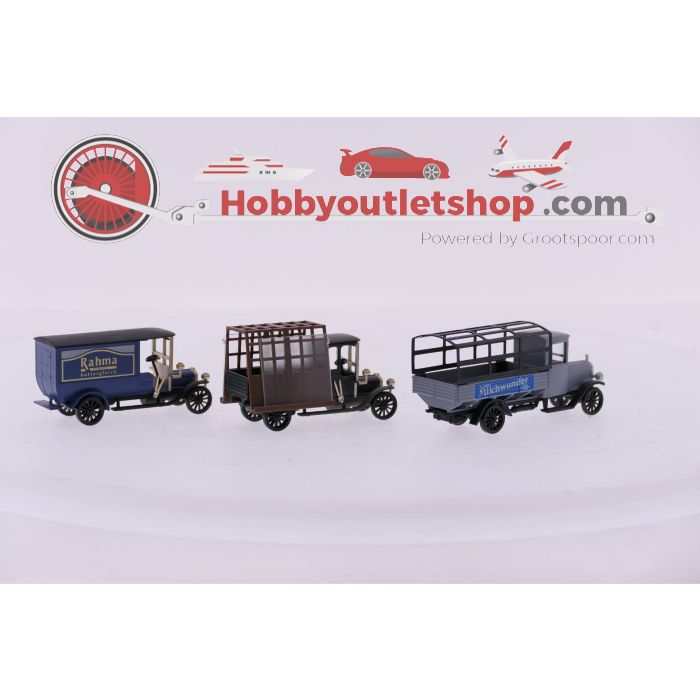 Schaal H0 Märklin 1884 set van drie oude vrachtauto's #3536