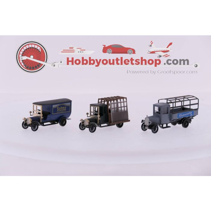Schaal H0 Märklin 1884 set van drie oude vrachtauto's #3536