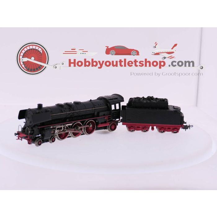 Schaal H0 Märklin F800 Stoomlocomotief BR 01-097 met tender 809 van de DB #3645