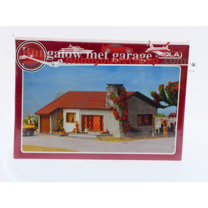 Schaal H0 Pola 628 bungalow met garage #2373