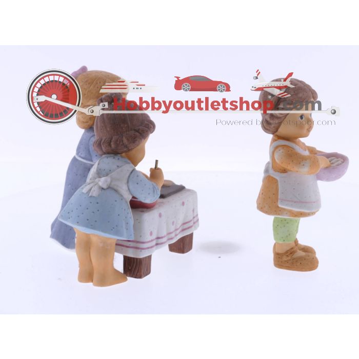 Goebel Nina & Marco figuren "Het deeg is klaar" samen met gezellig samen bakken #4610 - sku: 20230714111424 - Gebruikt - Zo goed als nieuw - Afbeelding 2