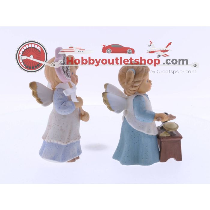 Goebel Nina & Marco figuren "Ik hou van je" en wegen op de weegschaal #4616 - sku: 20230714013827 - Gebruikt - Zo goed als nieuw - Afbeelding 4
