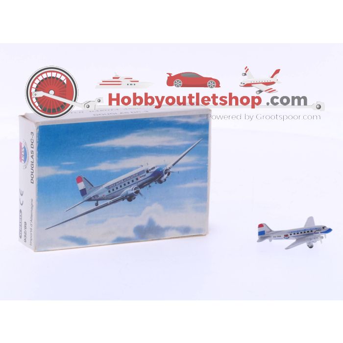 Schaal 1:500 Herpa 510646 Vickers Viscount V803 en 1:600 DDA 7011 Douglas DC-3 #4706