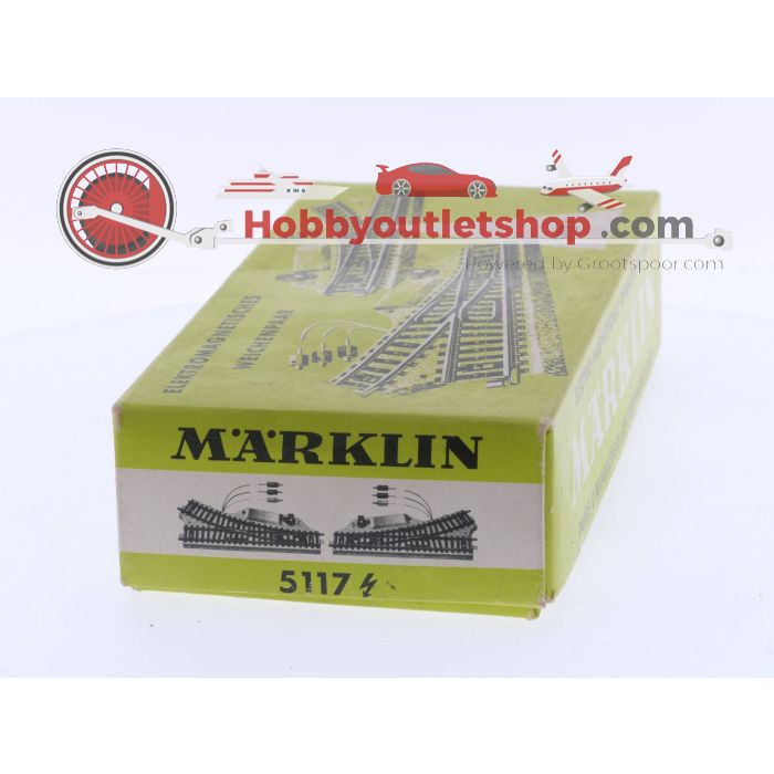 Schaal H0 Märklin 5117 Elektrische wissels rechts en links M-rails #4715