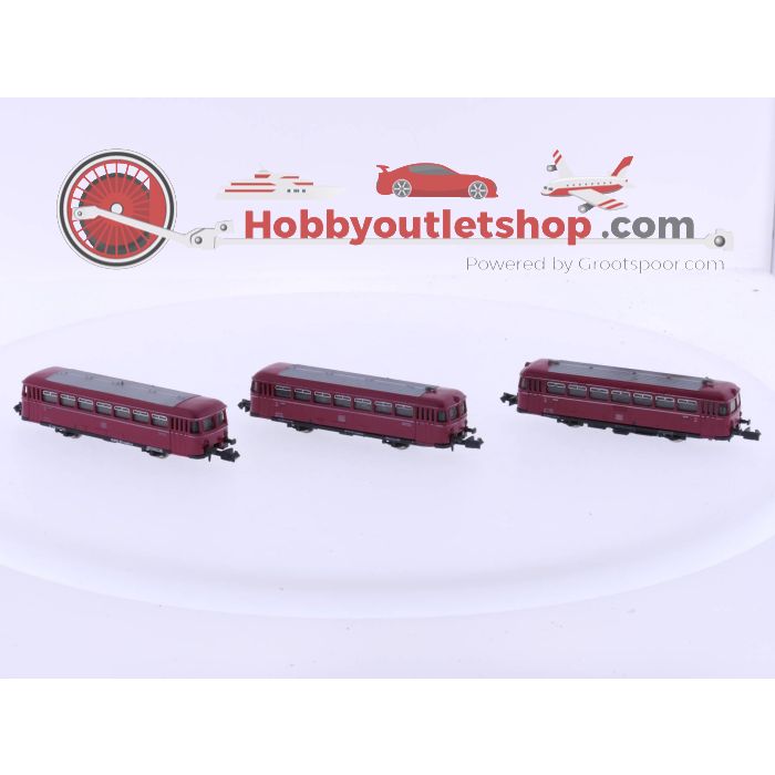 Schaal N Arnold 2910 Motorwagen, Arnold 2911 Bijwagen en Arnold 2912 Stuurstandwagen, Schienenbus van de DB #4801