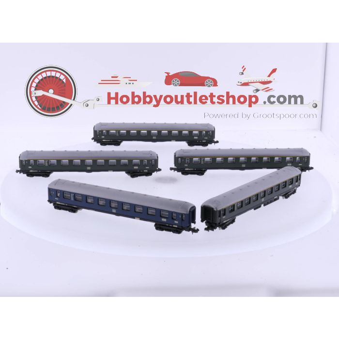 Schaal N Lima 11853 Personenwagen blauw en Lima 11853 4 x Personenwagen groen van de DB #4809