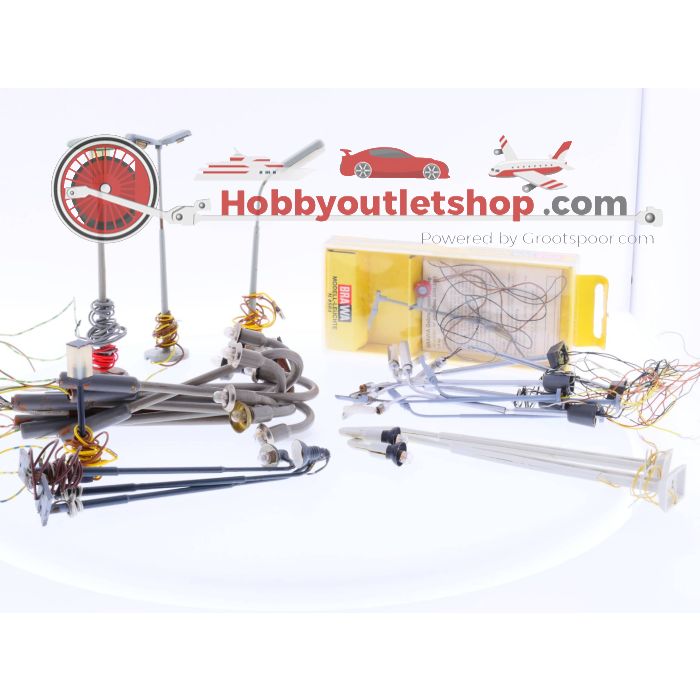 Schaal H0 Brawa Märklin N 4564 448/4 diverse straatlantaarnpalen #1824 - sku: 20220430105732 - Gebruikt - Matige staat - Afbeelding 1