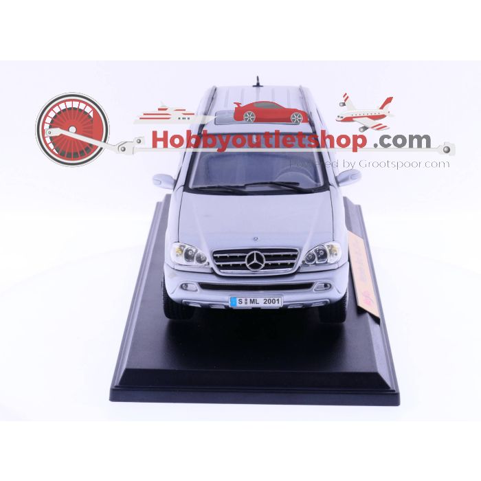 Schaal 1:18 Maisto 31847 Mercedes Benz ML 320        #216 - sku: 20220503113845 - Used - Like new - Photo 7