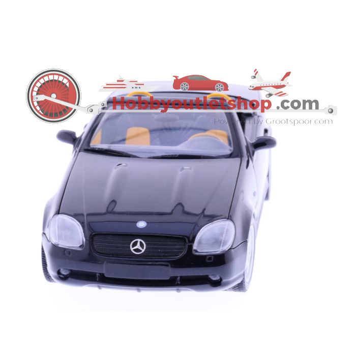 Schaal 1:18 UT Models 26152 Mercedes Benz          SLK AMG 230 kompressor #233