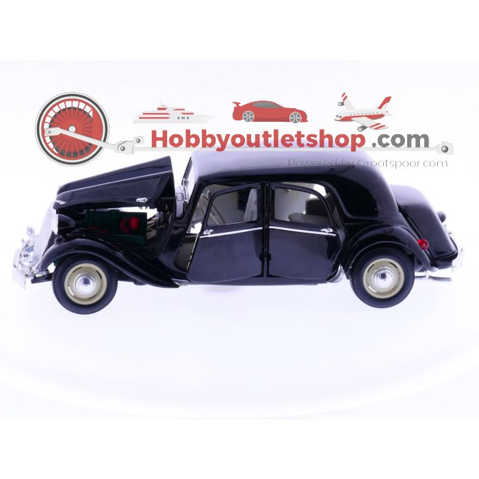 Schaal 1:18 Maisto 31821 Citroën 15CV 6cyl          1952 #245